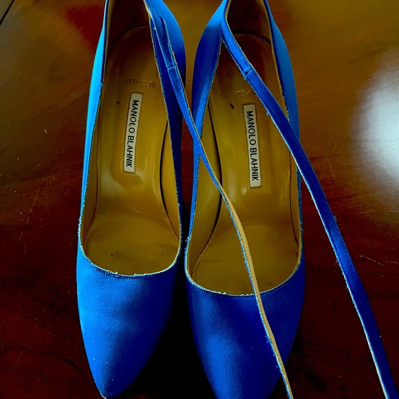 Manolo Blahnik ankle ribbon heels. Size 41 - Picture 1 of 6